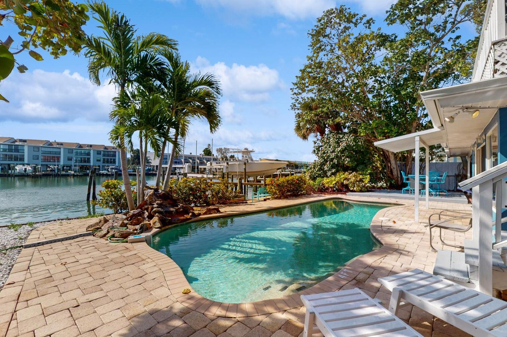 Beach House Of Irb Clearwater Beach Exterior photo